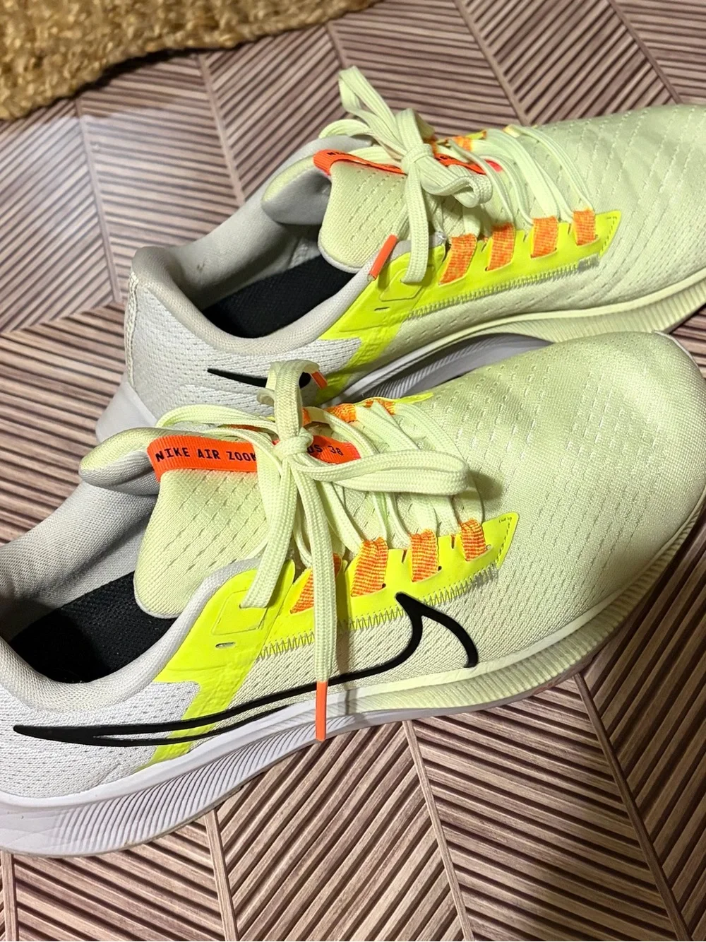 Nike light cream